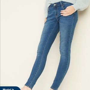 Low-Rise Rockstar Super Skinny Jeans for Women